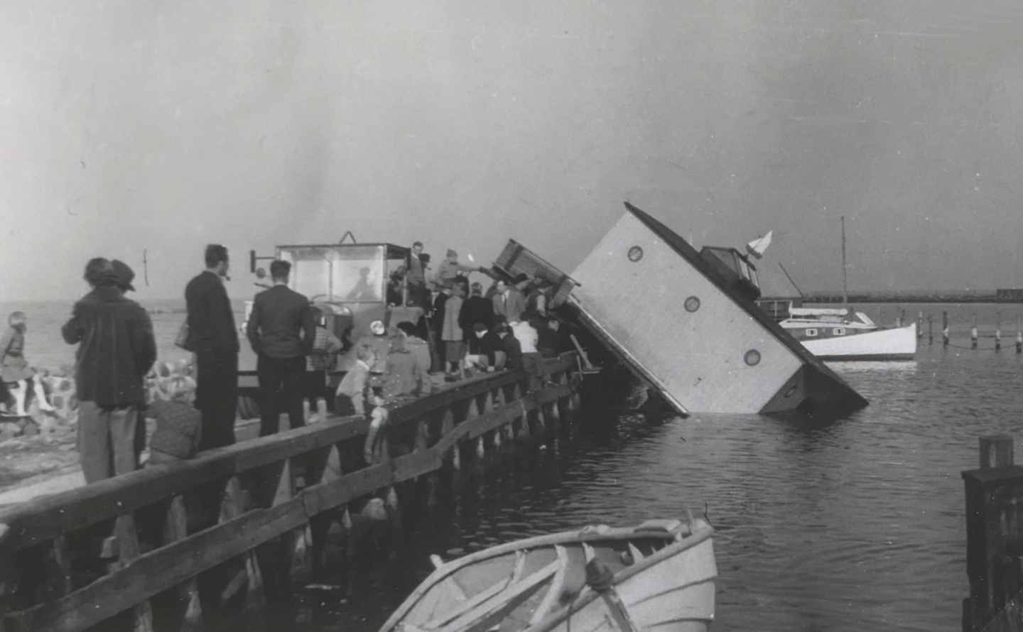 Dines Bogø - 
